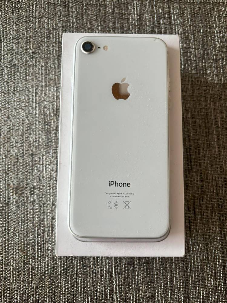 ox_iphone-8-silver-stan-idealny-pamiec-64gb-kondycja-baterii-97