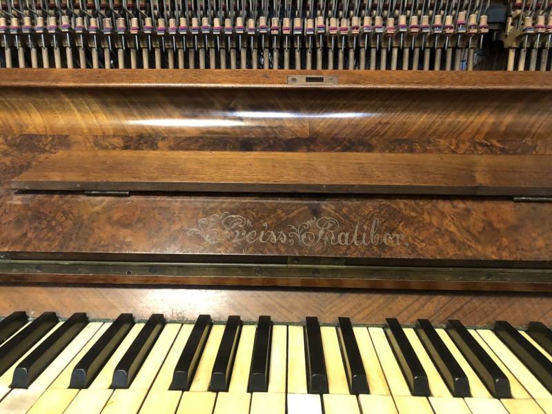 ox_sprzedam-pianino-rok-okolo-18xx-preiss-ratibor