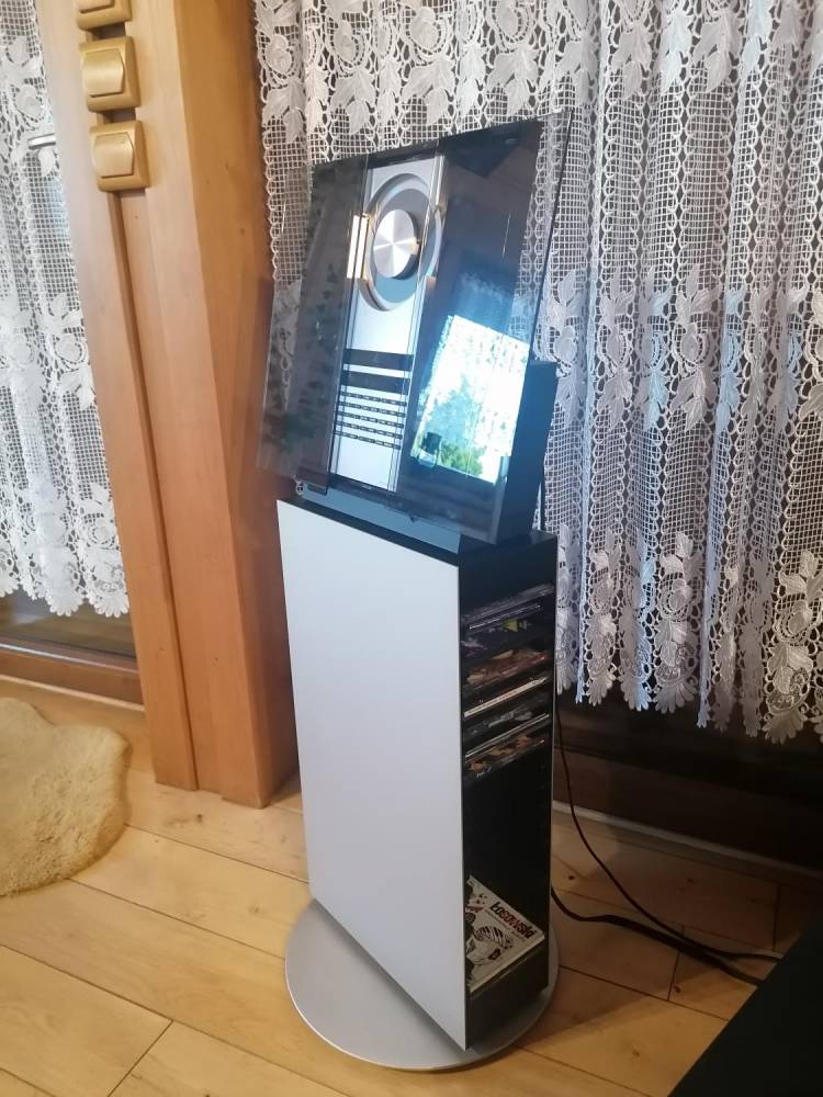 ox_bang-olufsen-ouverture-z-oryginalna-noga-bo