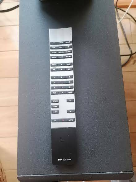 ox_bang-olufsen-ouverture-z-oryginalna-noga-bo