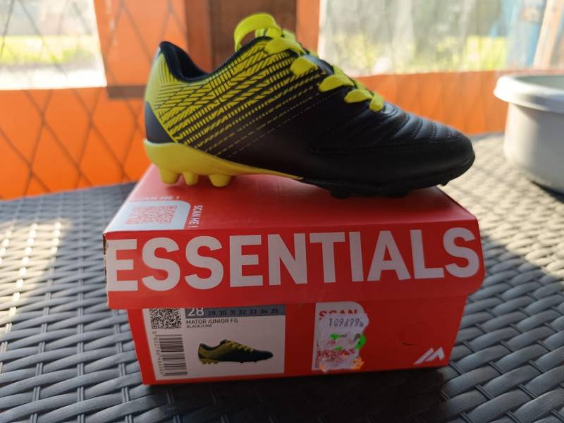 ox_sprzedam-nowe-buty-korki-do-pilki-noznej-mator-junior-fg-rozmiar-28