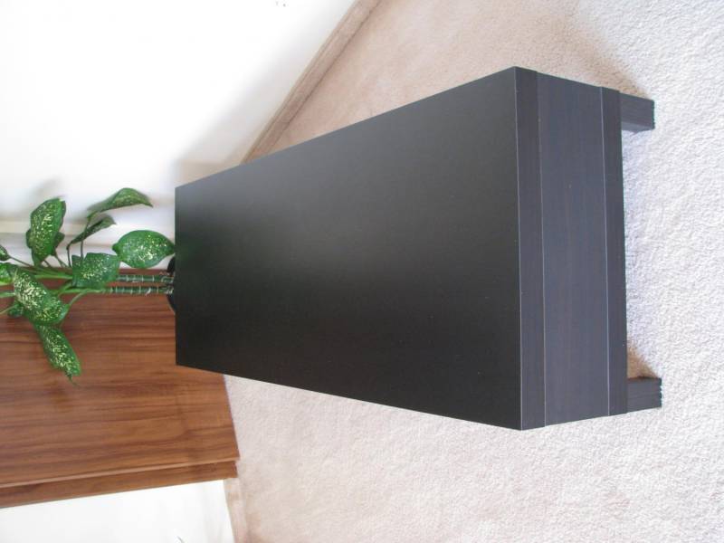 ox_stolik-rtv-szafka-ikea-czarny-braz-lawa-komoda-polka