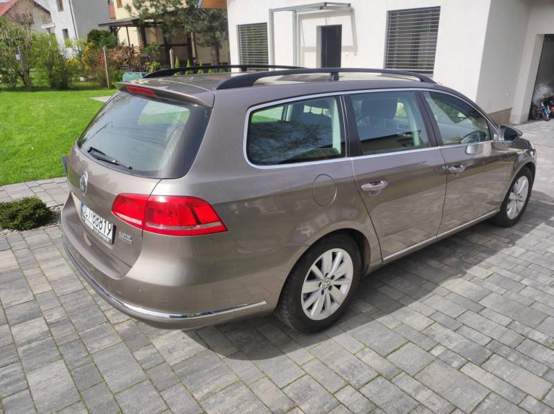 ox_vw-passat-b7-kombi-20-tdi140-km-udokumentowany-przebieg