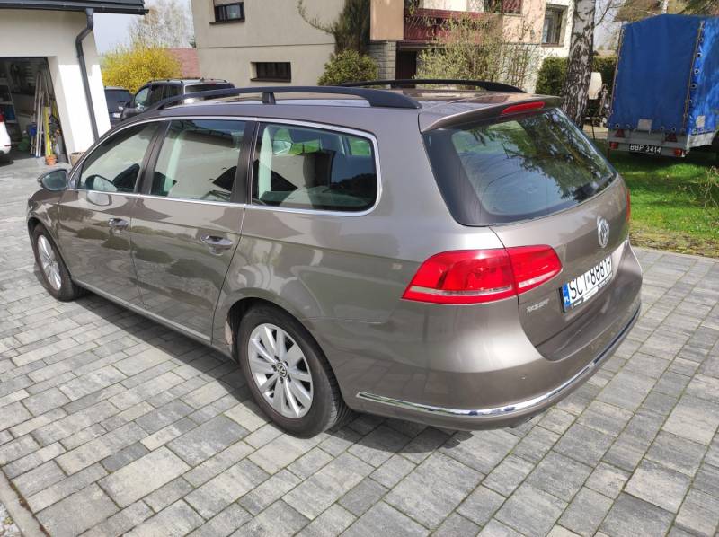 ox_vw-passat-b7-kombi-20-tdi140-km-udokumentowany-przebieg