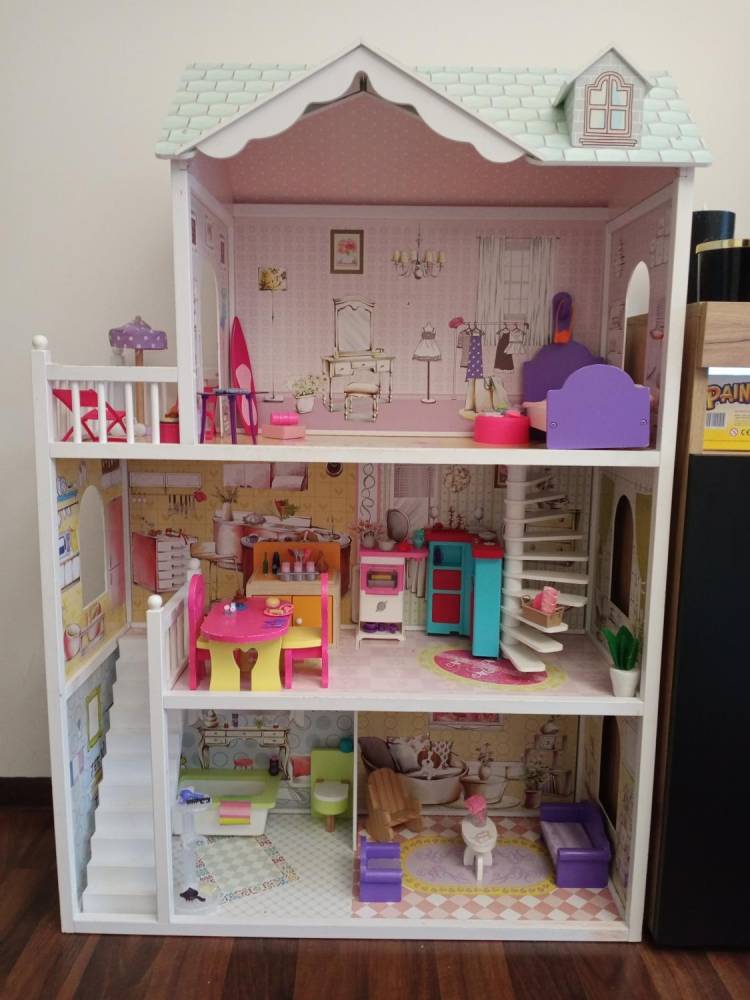 ox_domek-dla-lalek-barbie