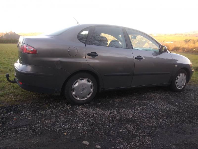 ox_seat-cordoba-z-2003r-sprzedam-lpg-hak-drugi-zestaw-kol