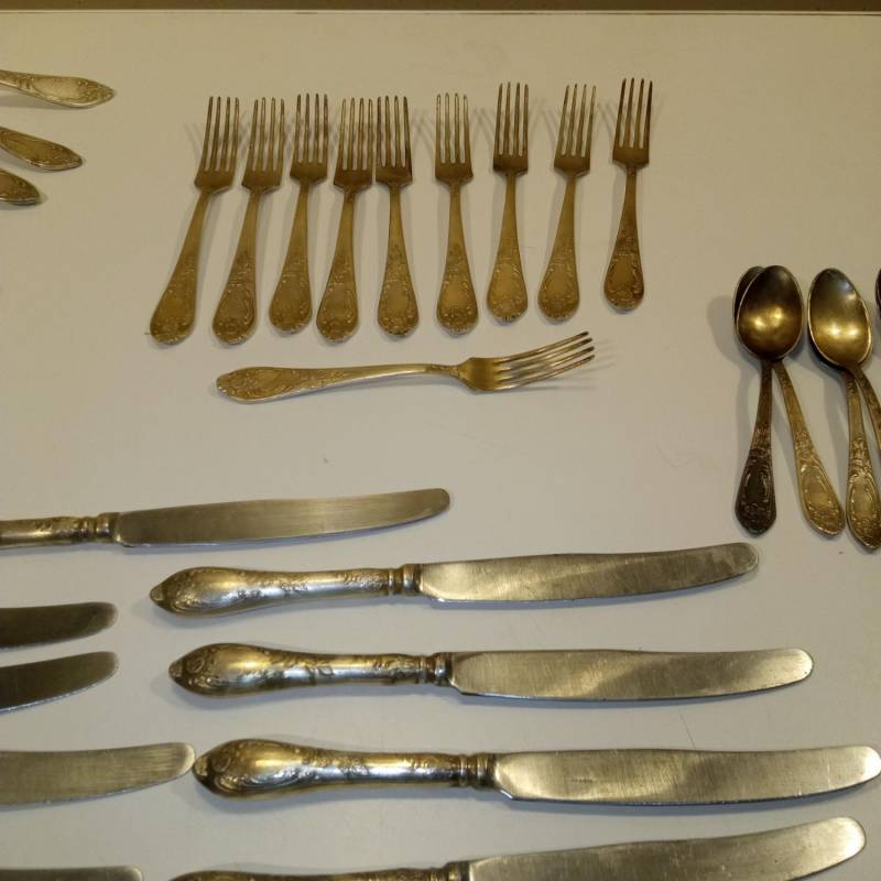 ox_duzy-zestaw-posrebrzanych-rosyjskich-sztuccow-wzor-rokoko-antyk