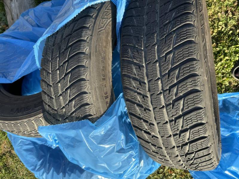 ox_opony-zimowe-nokian-21570r-16-suv