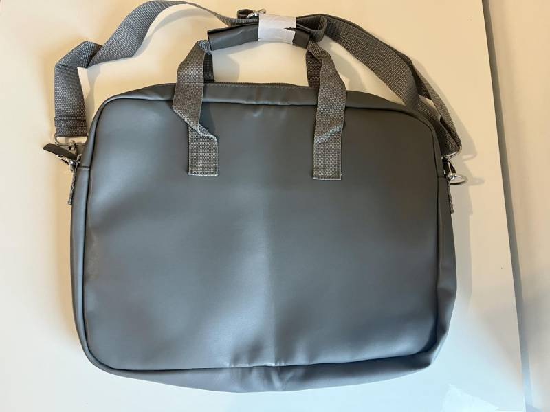 ox_torba-na-ramie-laptopa-itp-calvin-klein-eternity