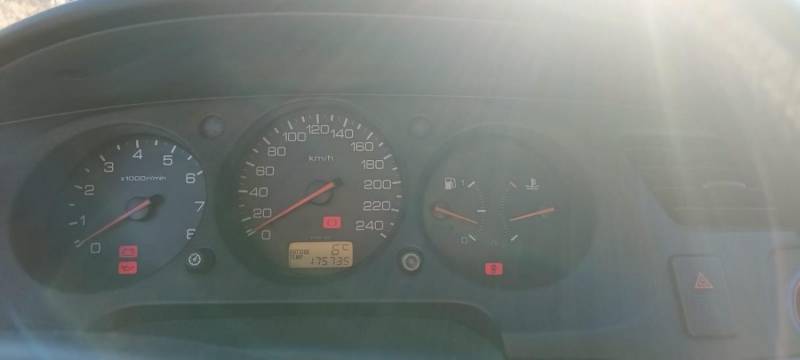 ox_honda-accord-z-polskiego-salonu