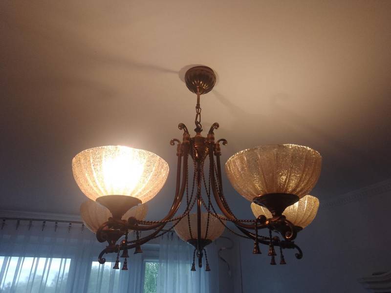 ox_lampa-wiszaca