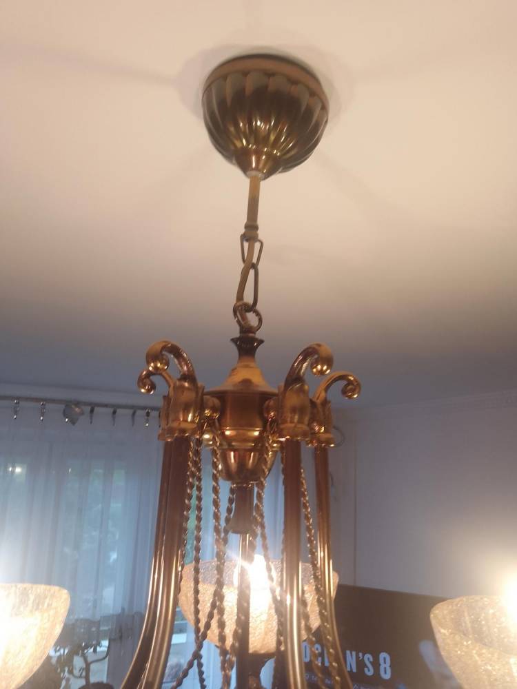 ox_lampa-wiszaca