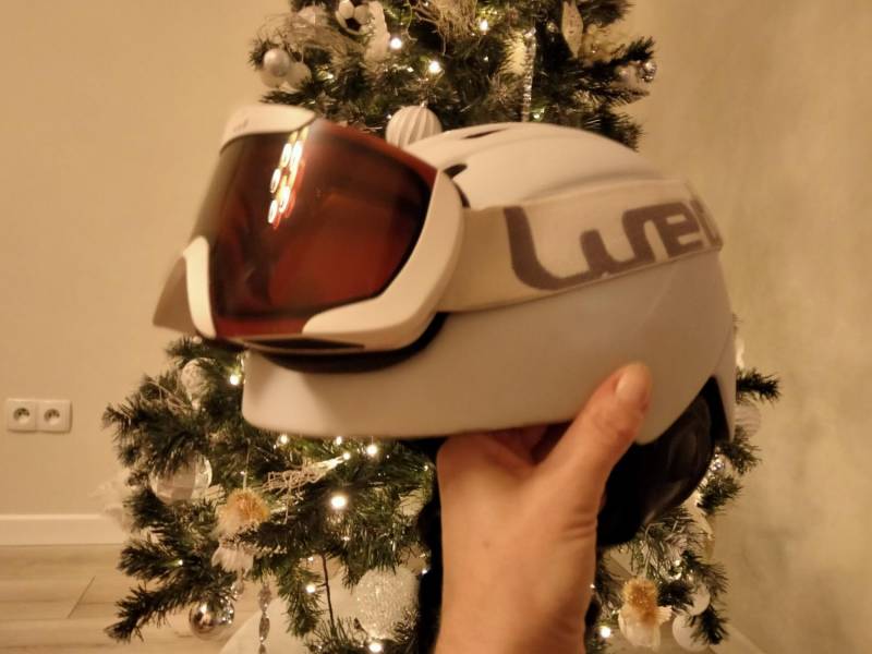 ox_kask-narciarski-damski-rozmiar-l-i-gogle-wedze