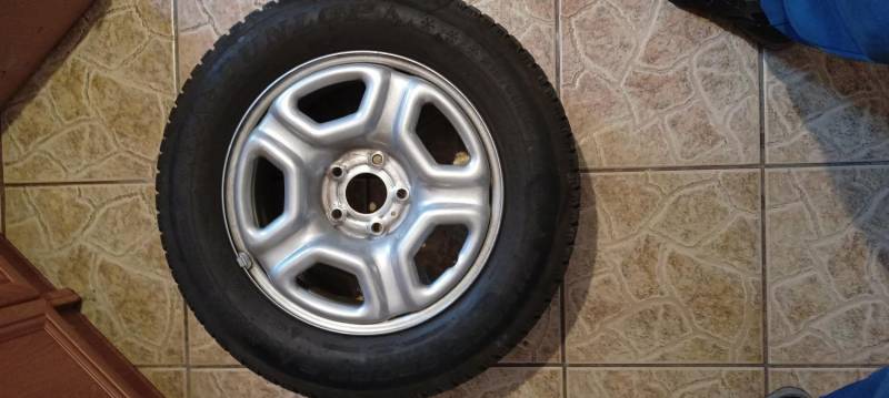 ox_sprzedam-kola-195x65x16-do-dacia-duster-zimowe