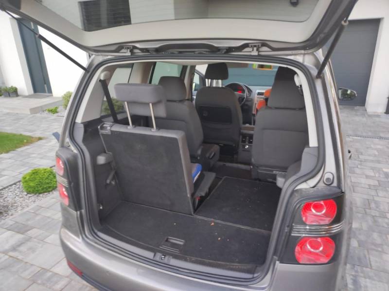 ox_vw-touran-freestyle-19-tdi-77-kw-7-osobowy