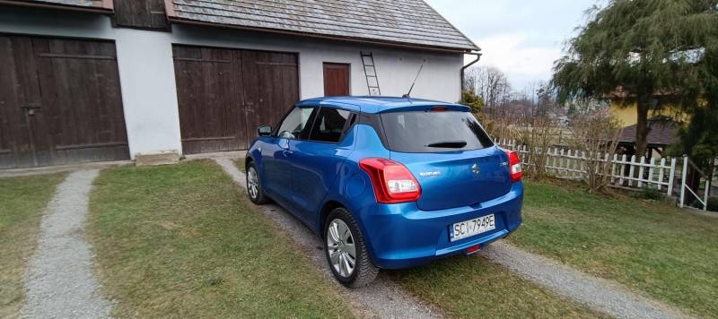 ox_sprzedam-samochod-osobowy-suzuki-swift-premium-plus