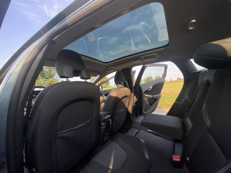 ox_volvo-v40-t3-benzyna