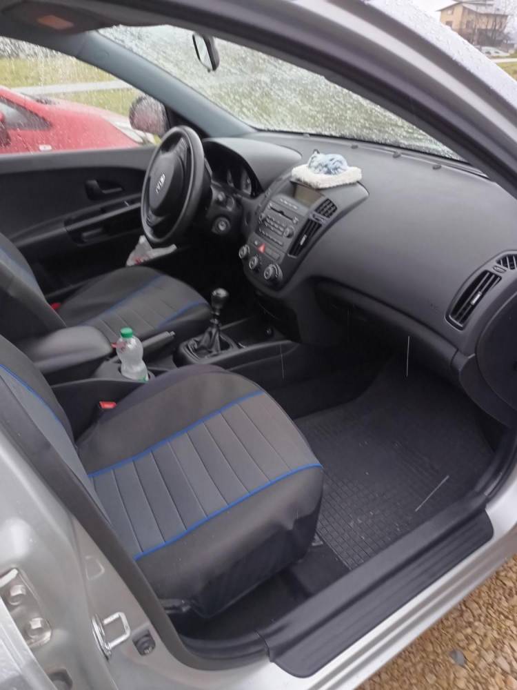 ox_sprzedam-kia-ceed-kombi