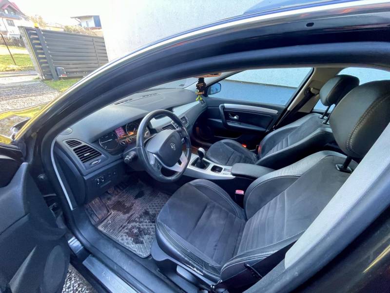 ox_renault-laguna-3