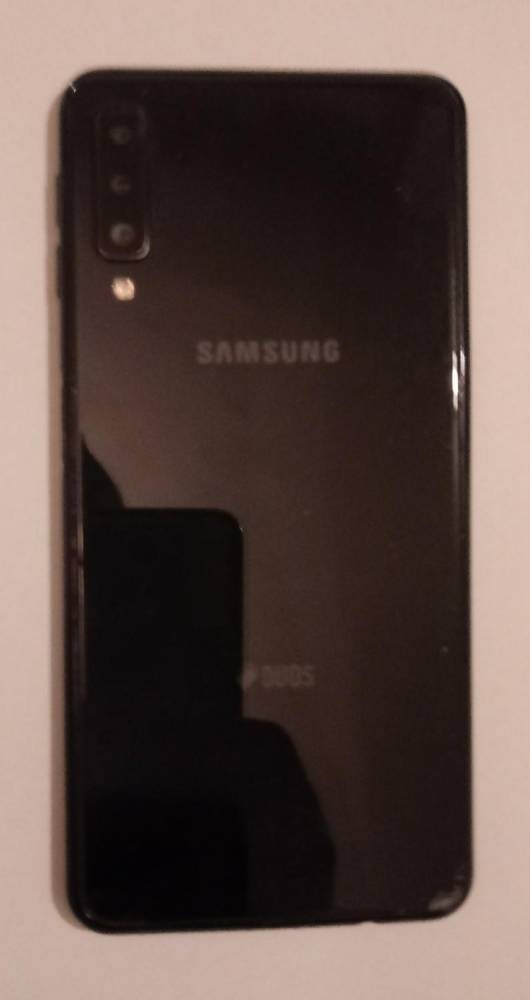 ox_samsung-galaxy-a7-uszkodzony