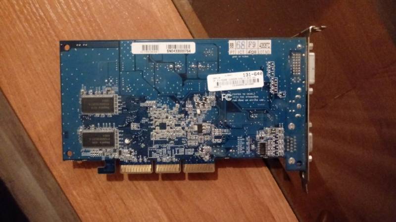 ox_gigabyte-geforce-fx-5200-128-agp