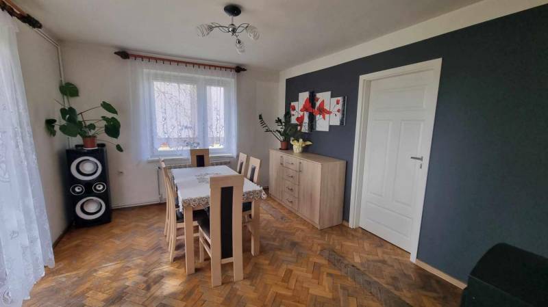 ox_parter-domu-z-mieszkaniem-typu-m-5-dzialka-w-pruchnej-na-sprzedaz