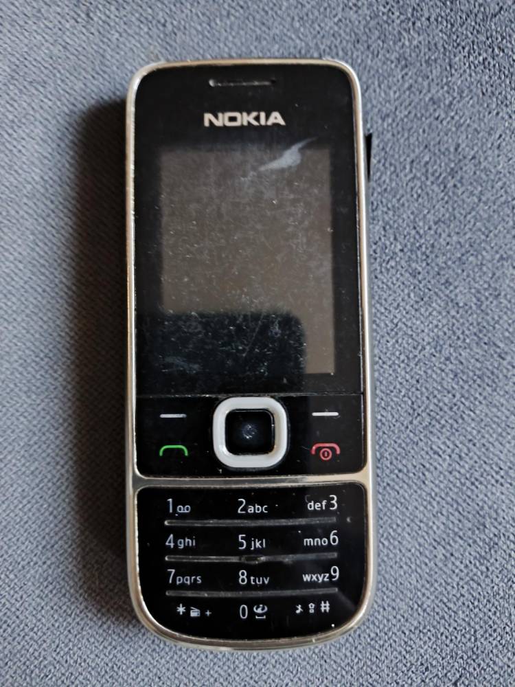 ox_nokia-2700c-2