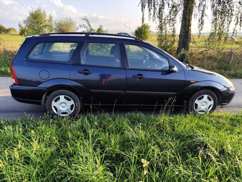 ox_ford-focus-kombi