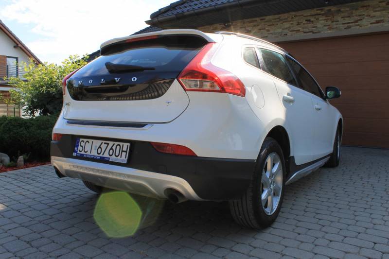 ox_volvo-v40-t3