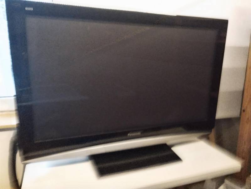 ox_tv-plazmowy-panasonic-viera-sprzedam