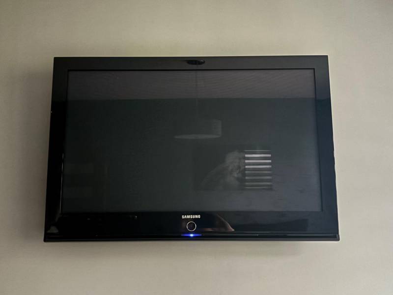 ox_tv-plazma-samsung-42