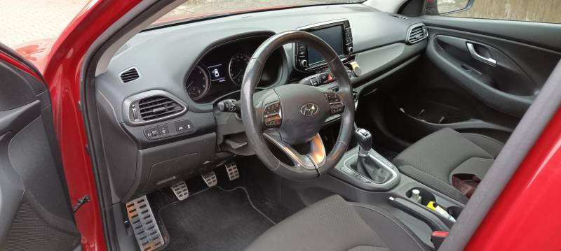 ox_sprzedam-hyundai-i30-fastback