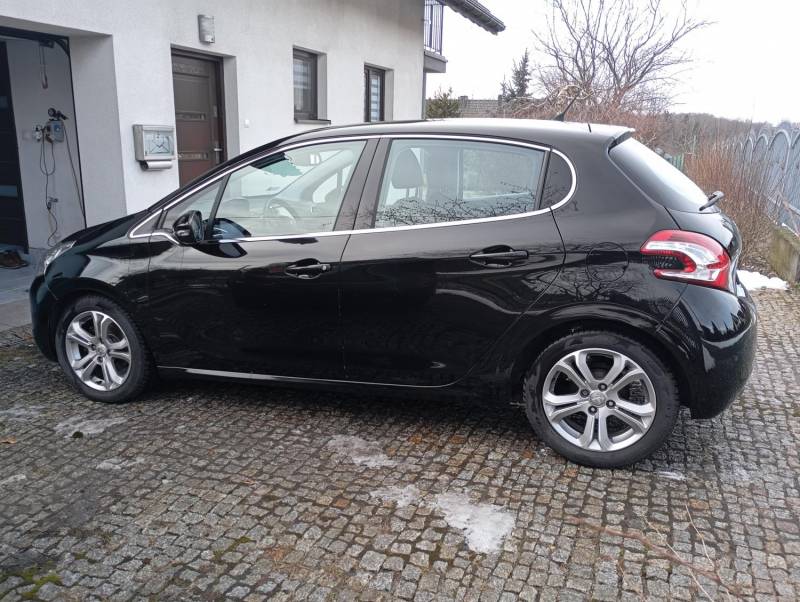 ox_sprzedam-peugeot-208-2013-silnik-12