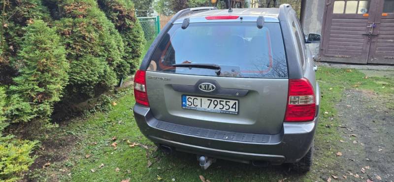 ox_kia-sportage-2-z-2006-roku-20-diesel-uszkodzona