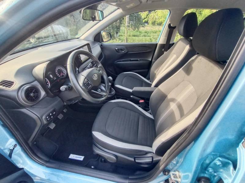 ox_hyundai-i10-10-mpi-kamera-navi-21-000km-2020r