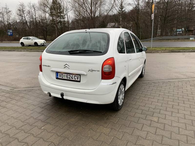 ox_citroen-xsara-picasso-16-benzyna-rok-2009-przebieg-152tys-km-hak