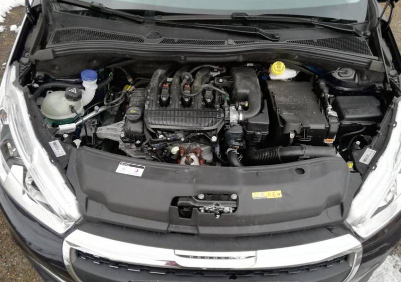ox_peugeot-2082019-pure-tech-82-stopstart-signature