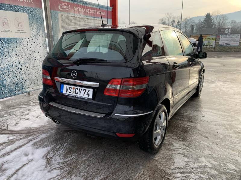 ox_mercedes-b-klasse-17-benzyna-klimatyzacja-bezwypadkowy-hak-rok-2008