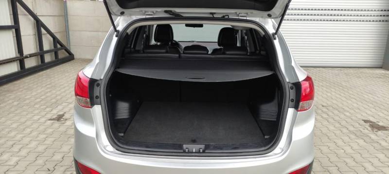 ox_hyundai-ix35-2012