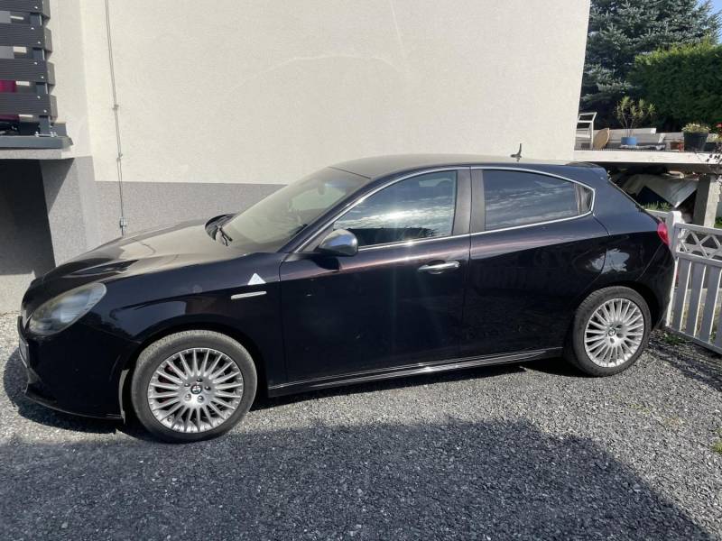 ox_alfa-romeo-giulietta-14-170-km