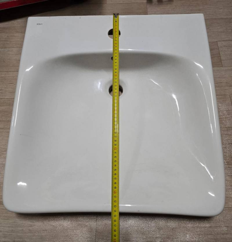 ox_umywalka-dla-osob-niepelnosprawnych-kolo-55x55cm