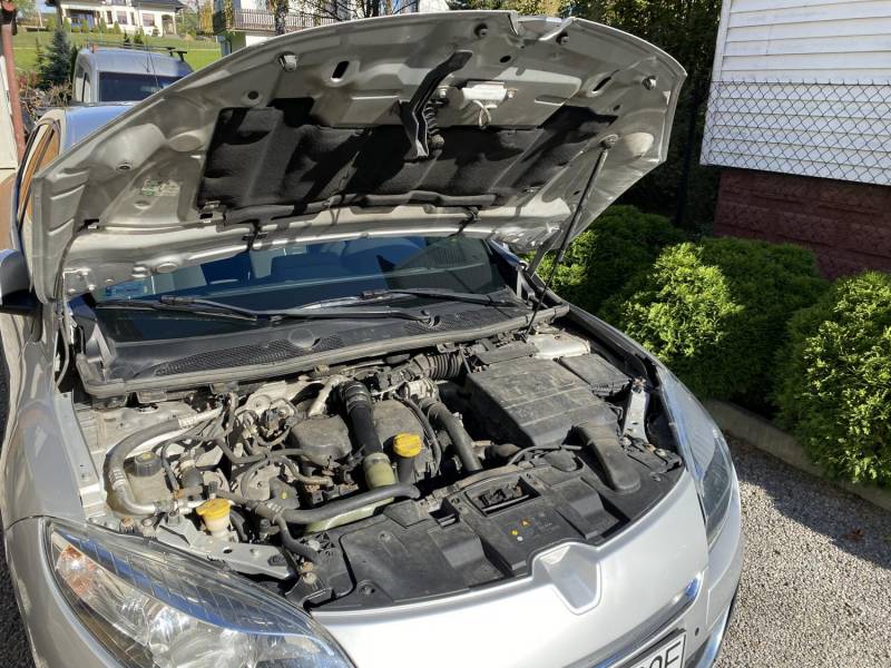ox_renault-megane-iii-15-dci-2012-r-195-tys-km-bogate-wyposazenie