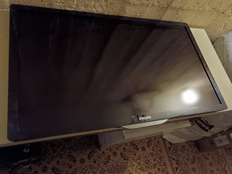 ox_telewizor-philips-40-uzywany