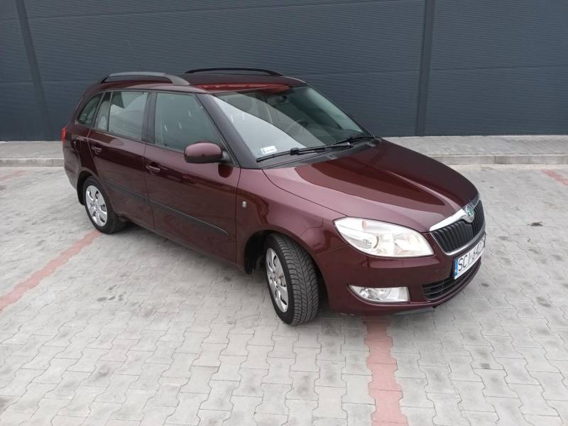 ox_skoda-fabia-12-tsi-bezwypadkowy-salon-polska
