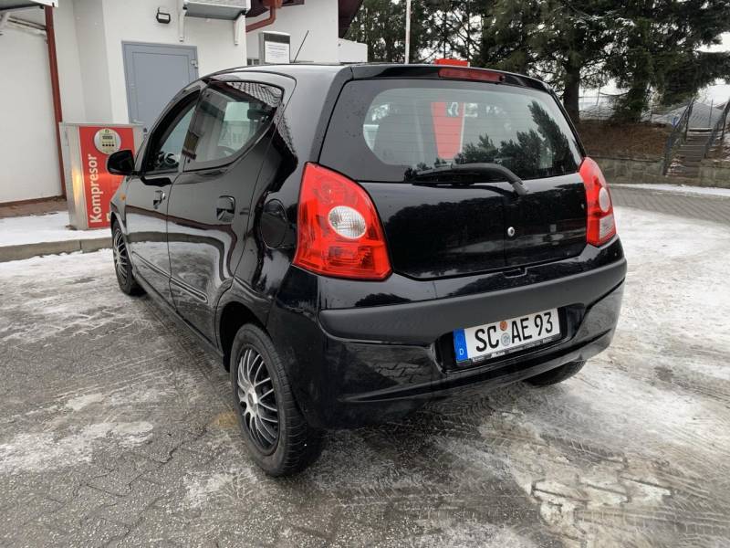 ox_nissan-pixo-10-benzyna-klimatyzacja-przebieg-110tys-km-rok-2010
