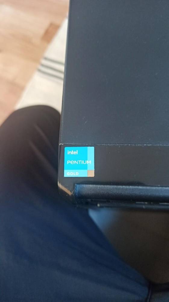ox_komputer-pentium-gold-7400-lga-1700-12-generacja-windows-11