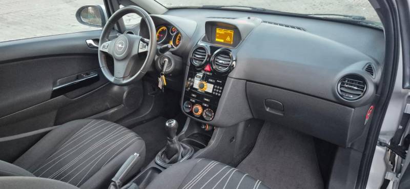 ox_opel-corsa-13-cdti-disel-2010r-przebieg-168tyskm