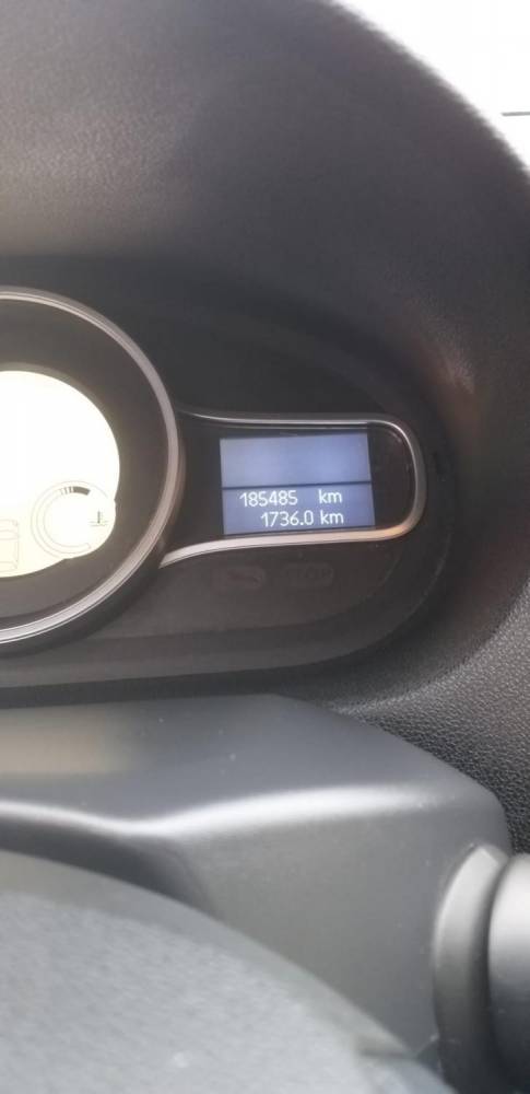 ox_sprzedam-samochod-renault-megane-16-kombi-diesel
