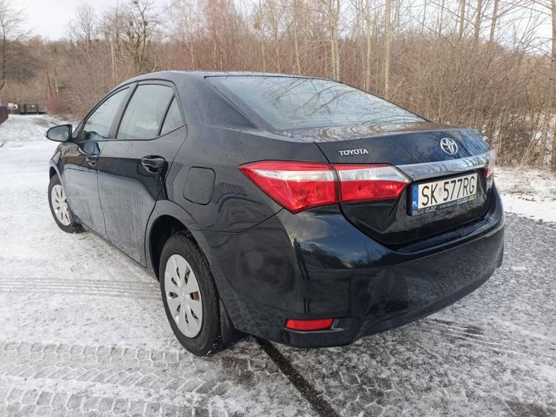 ox_toyota-corolla-e16-16-2014r-72-000km-krajowy-salon-pl
