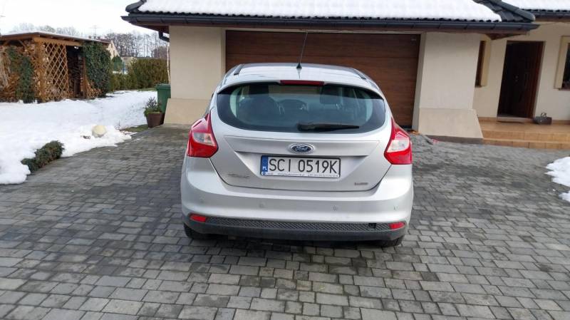 ox_sprzedam-ford-focus-10-125km-rok-prod-2012-benzyna
